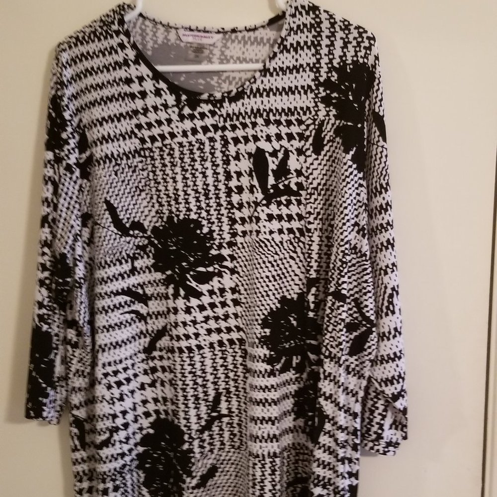 3/4 sleeve Allison Daley black/white blouse 2X